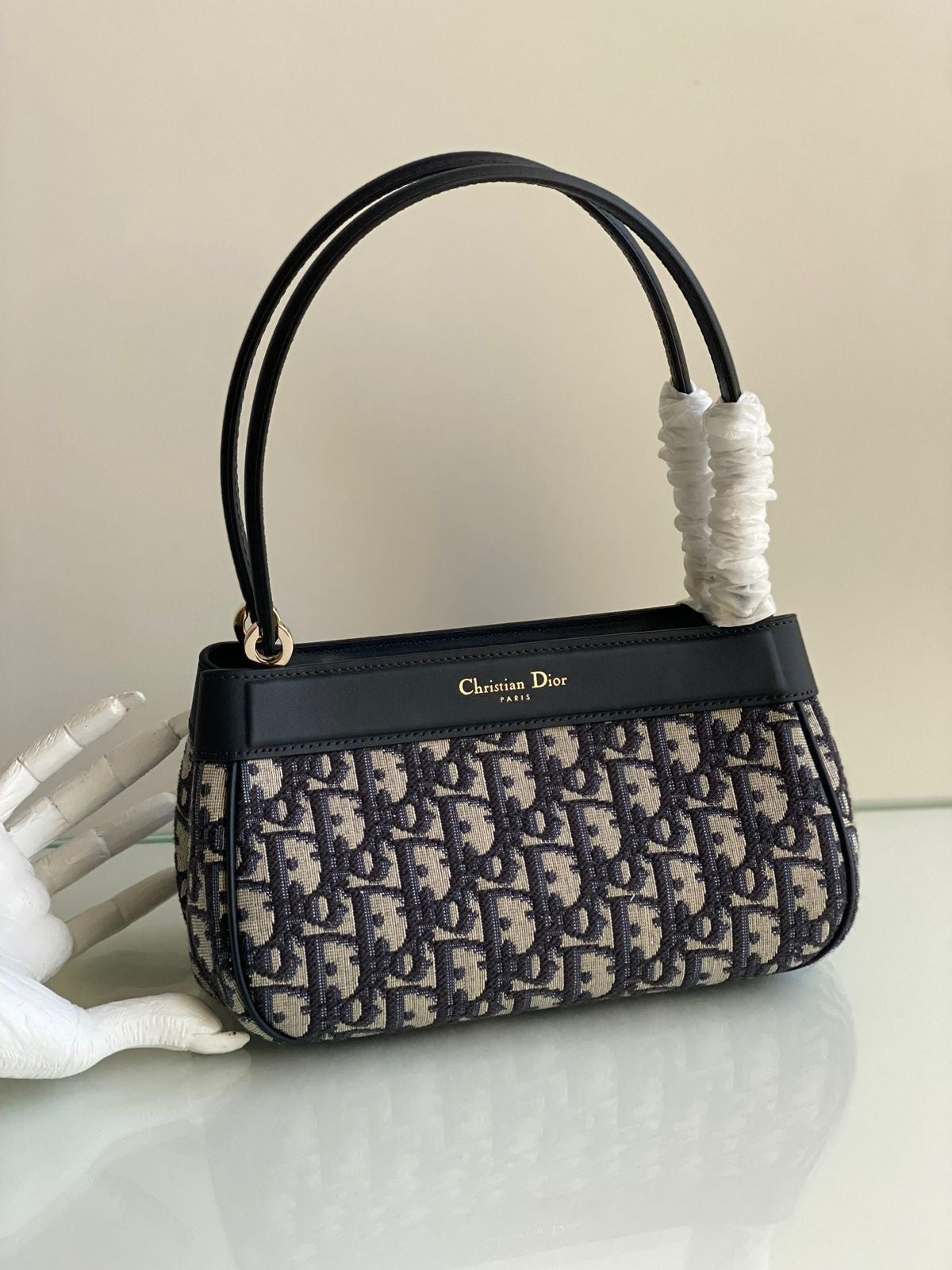 Designer bag supplier