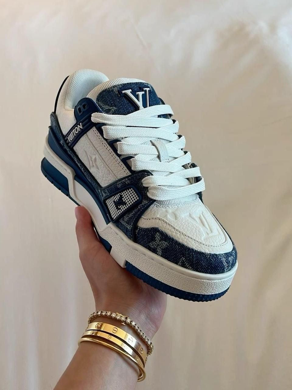 LV trainers supplier
