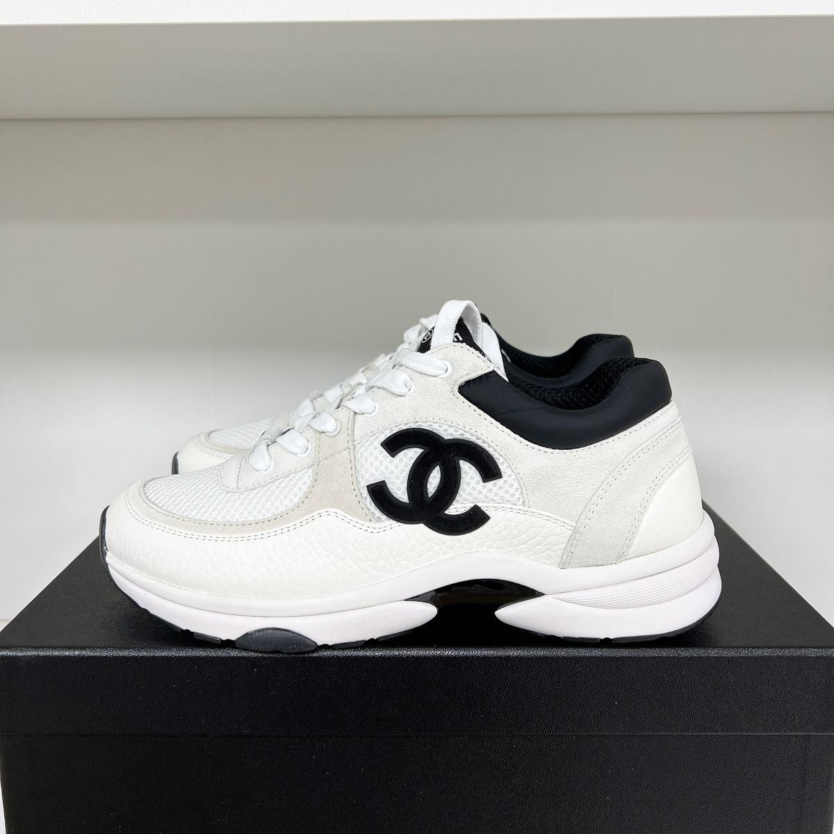 Ch-nel trainers supplier